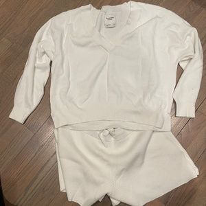 Abercrombie Lounge Set